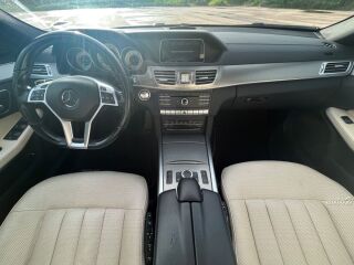Mercedes-Benz E 500 AMG Sport package 4.7 V8 Twin turbo 300kW