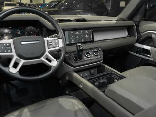Land Rover Defender 3.0 183kW
