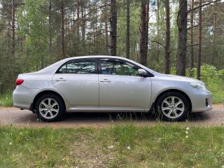 Toyota Corolla 1.6 97кВ