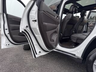 Jeep Grand Cherokee Summit 3.0 184кВ