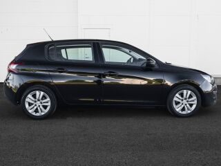 Peugeot 308 Allure PureTech 1.2 96kW