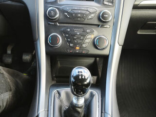 Ford Mondeo 1.5 118kW