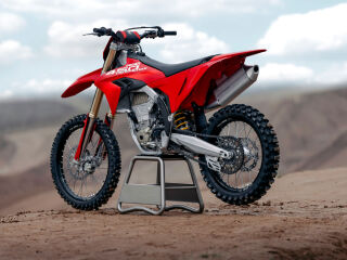 Ducati Desmo450 MX 1-sil Desmodromic 56kW