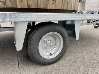 Tiki Treiler Platvormhaagis 3x2.08 tünnisauna haagis