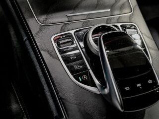 Mercedes-Benz C 220 2.0 143kW