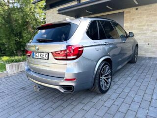 BMW X5 3.0 230kW