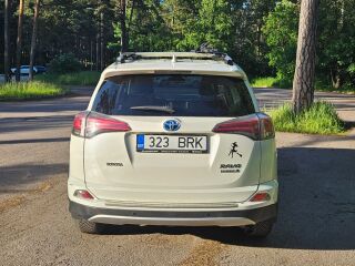Toyota RAV4 2.5 114кВ