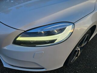 Volvo V40 Inscription 2.0 88кВ