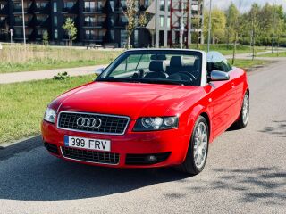 Audi S4 Cabriolet V8 RED 4.2 253kW