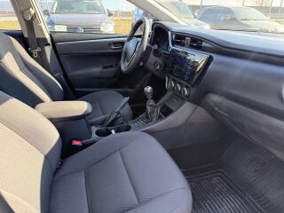 Toyota Corolla 1.6 97kW