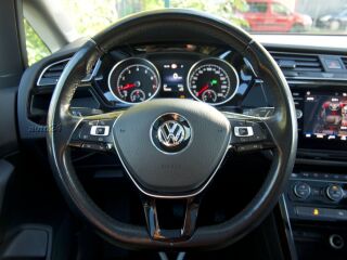 Volkswagen Touran Highline 1.4 R4 110kW