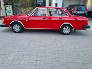 Volvo 244 2.1 74kW