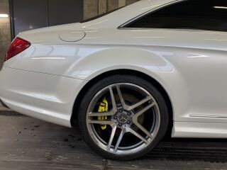Mercedes-Benz CL 63 AMG 5.5 V8 420kW