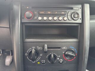 Peugeot 207 1.4 65кВ