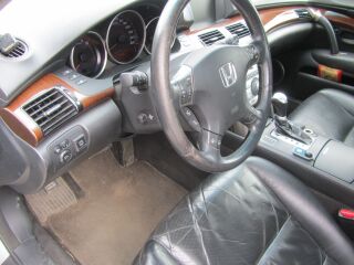 Honda Legend 3.5 V6 LPG 217kW