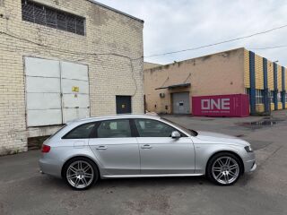 Audi A4 3.0 176кВ