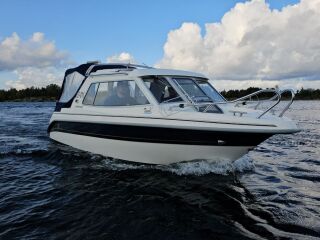 Yamarin 5940 Cabin Yamaha F80