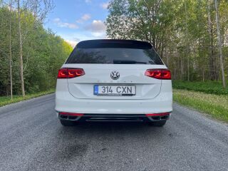 Volkswagen Passat R-Line 2.0 R4 140kW