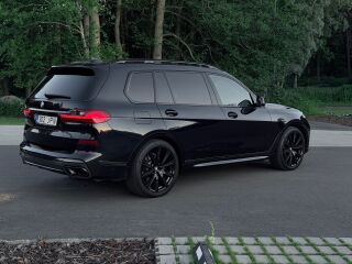 BMW X7 3.0 195kW