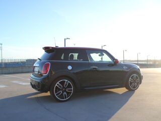 MINI John Cooper Works F56 2.0 170кВ