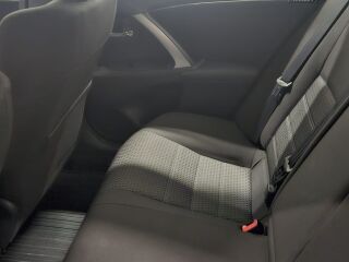 Toyota Avensis 2.0 112кВ