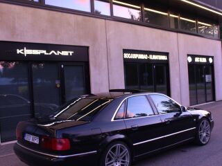 Audi A8 3.3 V8 165кВ
