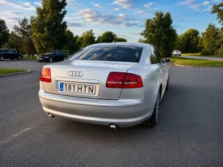 Audi A8 4.2 240kW