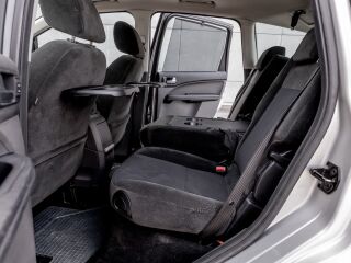 Ford Focus C-Max Ghia 1.6 80кВ