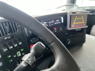 Scania P420 LB6X2*4HNB 12.0 R6 309kW