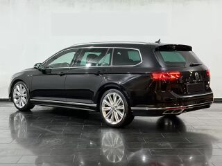 Volkswagen Passat R-Line 2.0 110kW