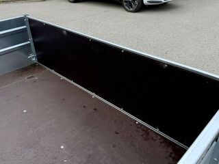 Tiki Treiler 3.27 x 1.5 Plastkaanega
