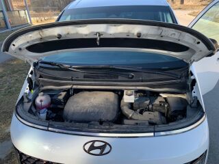 Hyundai Staria 2.2 130kW