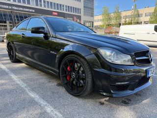 Mercedes-Benz C 63 AMG EDITION 507 6.2 373kW