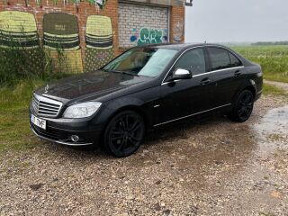Mercedes-Benz C 220 2.1 125kW