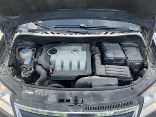 Volkswagen Touran 1.9 R4 TDI 77кВ