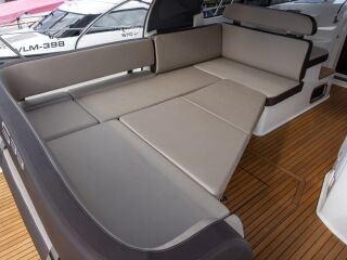 Bavaria S33HT 2 X D3 220 2 X D3 220