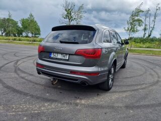 Audi Q7 S-Line 3.0 180kW