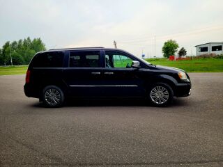 Chrysler Town & Country 3.6 211кВ