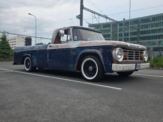 Dodge D200 5.2 V8 122kW