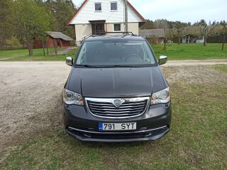 Lancia Voyager 2.8 120кВ