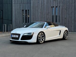 Audi R8 Spyder quattro Carbon 5.2 V10 386kW