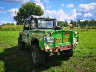 Land Rover Defender 2.5 83kW