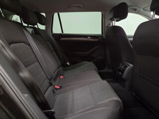 Volkswagen Passat BUSINESS 1.5 110кВ