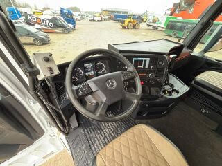 Mercedes-Benz Arocs 3258 8x4 425kW