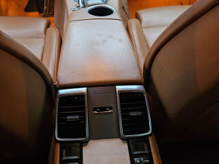 Porsche Panamera 4.8 V8 294кВ