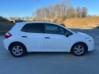 Toyota Auris 1.4 66kW