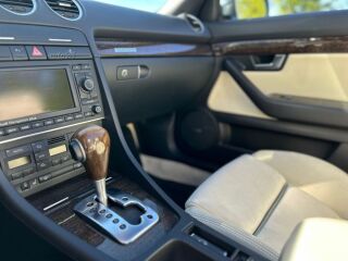 Audi A4 Cabrio Audi Exclusive S-Line 3.2 V6 188kW