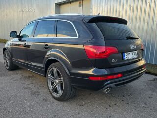 Audi Q7 S-line Exclusive 30 years Quattro 3.0 TDI 176kW