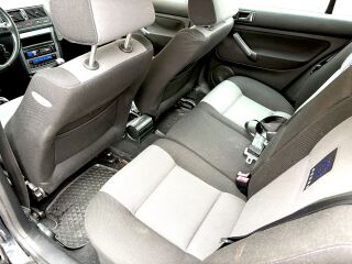 Volkswagen Golf 2.0 85kW