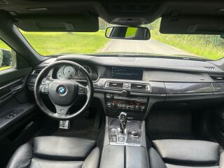 BMW 730 M pakett 3.0 180kW